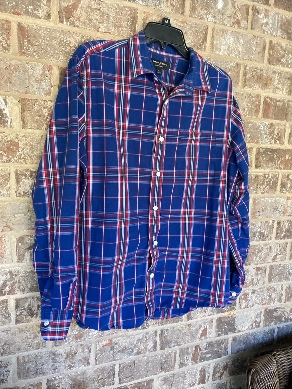 Banana Republic  Slim Fit Button Down Shirt - Size Large blue red white